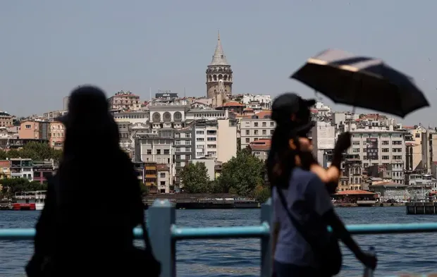 İstanbul'da sıcaklık 10 derece birden düşüyor: Meteoroloji'den sel uyarısı