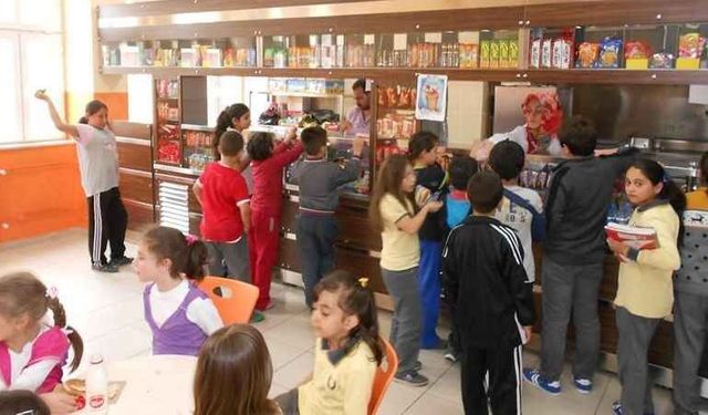 Okul kantinlerinde yeni dönem: O logo yoksa satış yasak