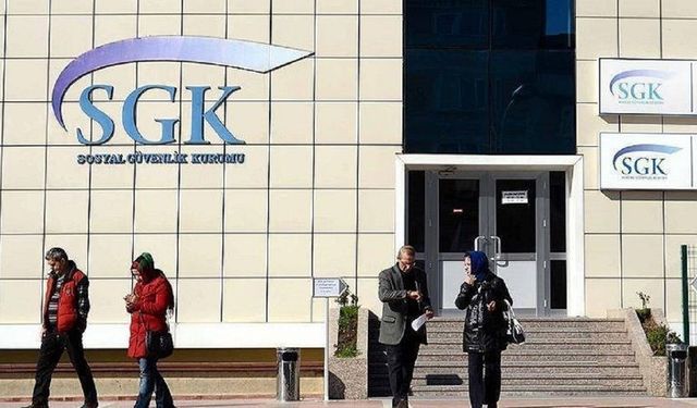 SGK beklenen iyi haberi verdi: Gözlük kullananları ilgilendiren gelişme