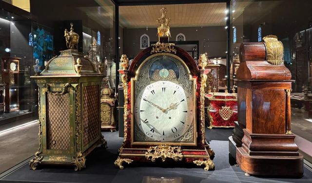 Topkapı Sarayı’nda çarpıcı bölüm: Dünyanın sayılı saat koleksiyonları