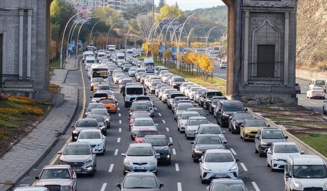 F harfli trafik levhası sürücüleri şaşırttı! Anlamını bilmeyene ceza yağdı