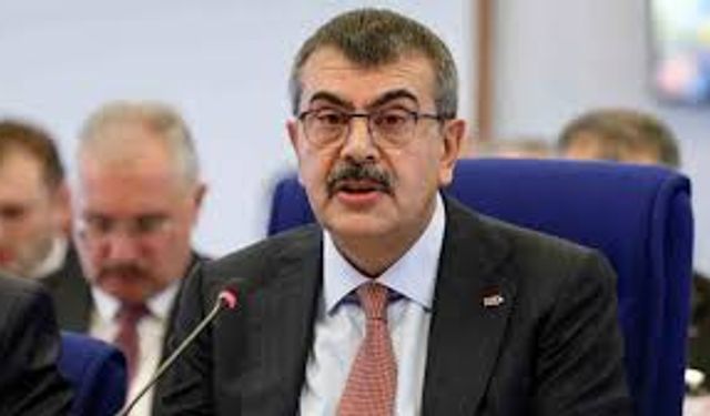 Bakan Tekin duyurdu! Din kültürü dersleri değişti