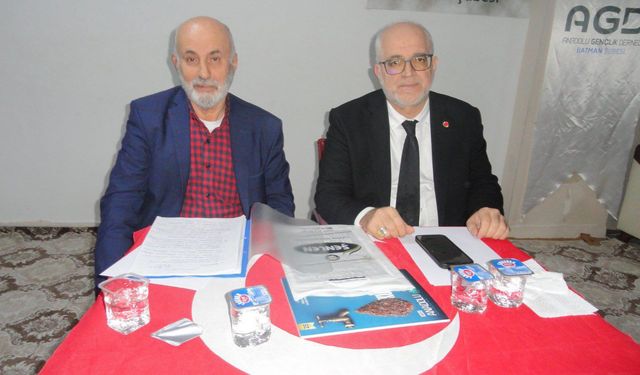 "Millet açlıkla boğuşurken gündem Papa yapılıyor"