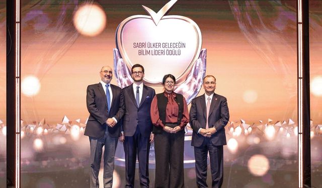 Bilim insanı San Martin, “Döngüsel Beslenme” yaklaşımıyla Geleceğin Bilim Lideri oldu