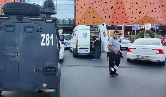 Ümraniye'de bir alışveriş merkezindeki silahlı saldırıda 2 kişi yaralandı