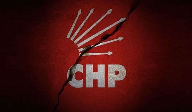CHP'de atama kararı il binasını karıştırdı: Eski ve yeni başkan karşı karşıya geldi!