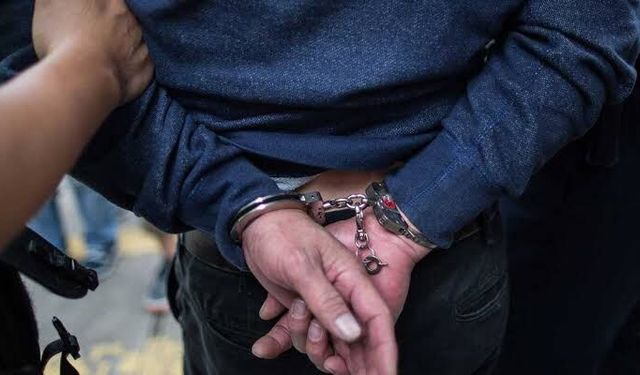 Yurt dışına kaçan 54 firari Türkiye'ye iade edildi