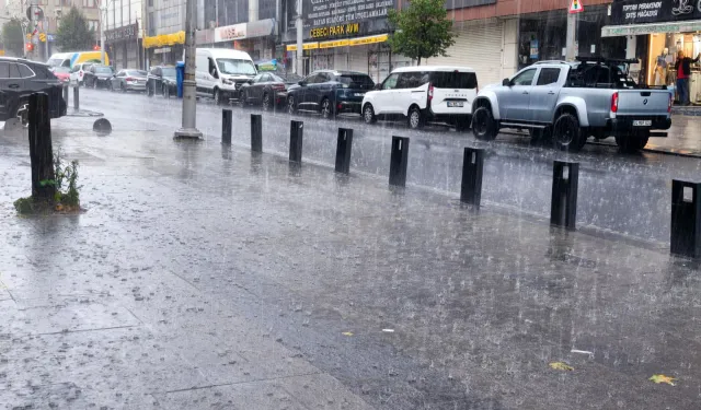 Meteoroloji'den 15 ilde sağanak alarmı