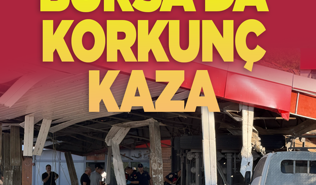 Kömür yüklü tır benzinliğe daldı! O anlar kameraya yansıdı