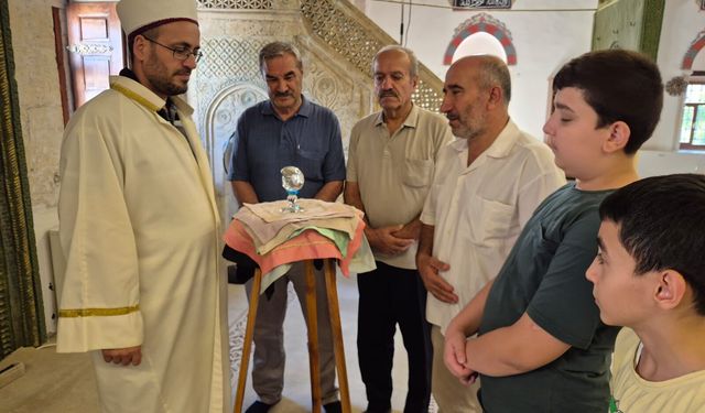 Elazığ'ın Keban ilçesinde Sakal-ı Şerif ziyarete açıldı