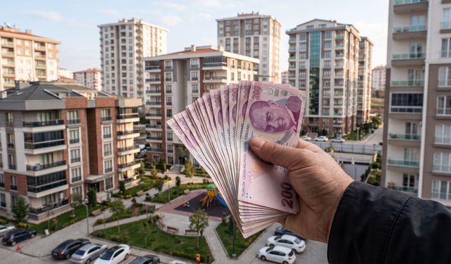 Ev almak isteyenlere kritik uyarı: Konut fiyatları düşecek mi, yükselecek mi?
