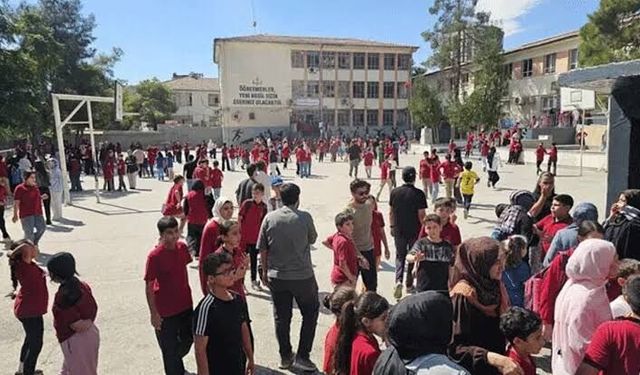 Şanlıurfa'da 5.4'lük deprem oldu: Eğitime 1 gün ara verildi