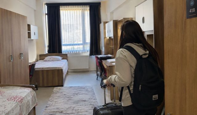 Binlerce Öğrenciye Müjde Geldi! 2026 VGM Burs Başvuruları Başladı Mı, Şartları Neler?