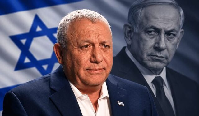 Netanyahu karşıtı İsrailli vatandaşlar Eisenkot'a Arap partileriyle ittifak çağrısı yaptı