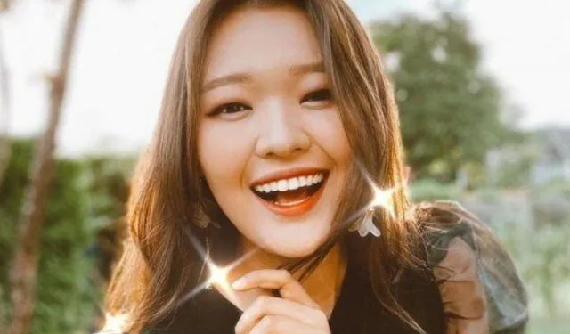 Türk Sevdalı Albina Nur kim? YouTube kanalı ne oldu? İngilizce içerik kararı neden alındı? Instagram'dan ayrıldı mı?