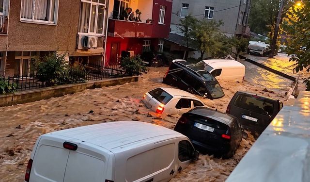 İstanbul'daki sel felaketini 4 gün önceden bilmişti: Asıl korkutan uyarıyı şimdi yaptı