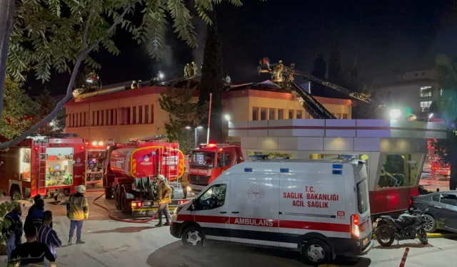 Koşuyolu Hastanesi'nde yangın mı çıktı, çatı neden yandı, hangi hastalar tahliye edildi, itfaiye müdahalesi bitti mi?
