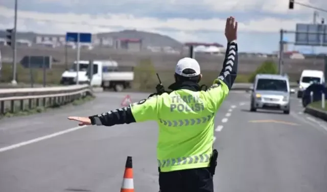 Ankara 29 Ekim 2026 trafiğe kapalı yollar listesi: Hangi cadde ve bulvarlar kapanacak, saat kaçta açılacak?