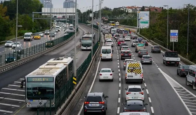 İstanbul'da trafik yoğunluğu yüzde 83'e ulaştı