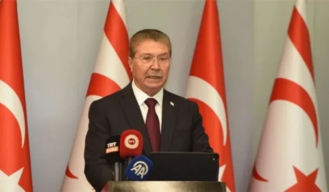 Ünal Üstel kimdir, kaç yaşında, aslen nereli, eşi kim, kaç çocuğu var, hangi ülkenin başbakanı?
