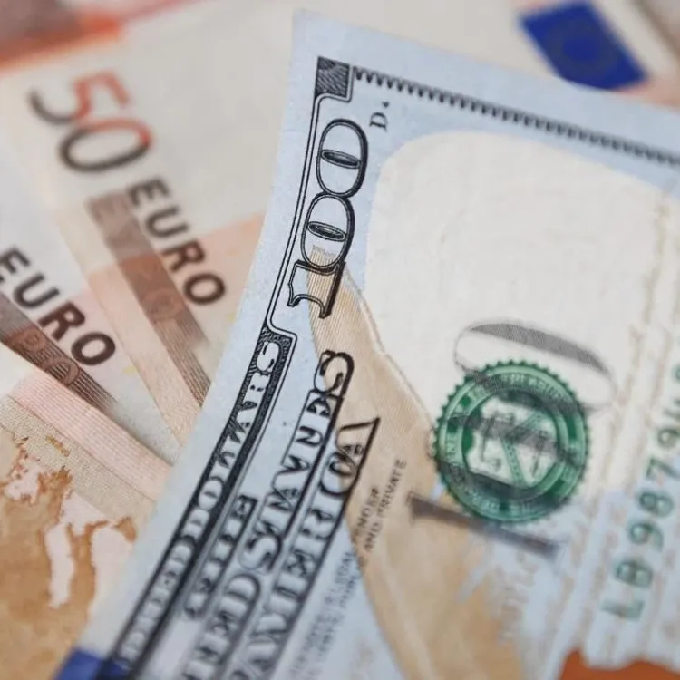 Piyasalarda sıcak saatler: Dolar ve euro güne yükselişle başladı