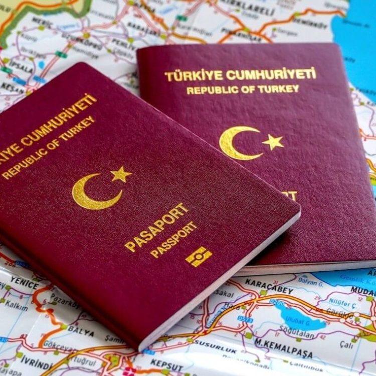 Schengen çilesi bitiyor! Güvenilir Türklere 5 yıllık vize