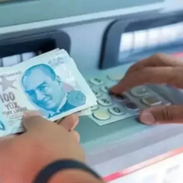ATM kullananlar dikkat: Bu detayı bilmeyen parasını çekemeyebilir!