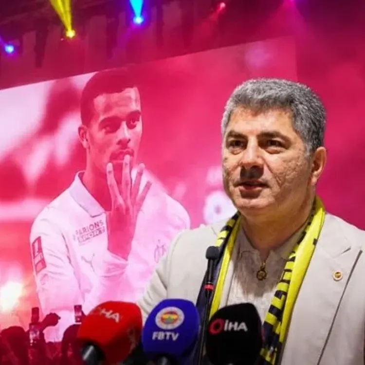 Hakan Safi'nin büyük sırrı canlı yayında ifşa edildi! Maldini ve Greenwood'a ne kadar para verdi?