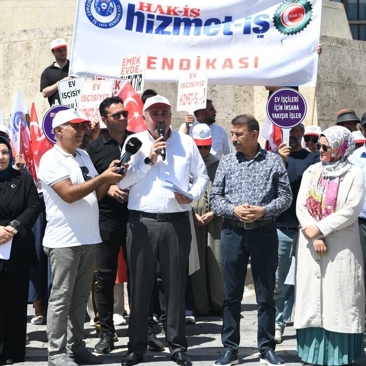 Hizmet-İş'ten ev işçileri için yasal güvence çağrısı: "Görünmeyen emeğin hakkı teslim edilmelidir"