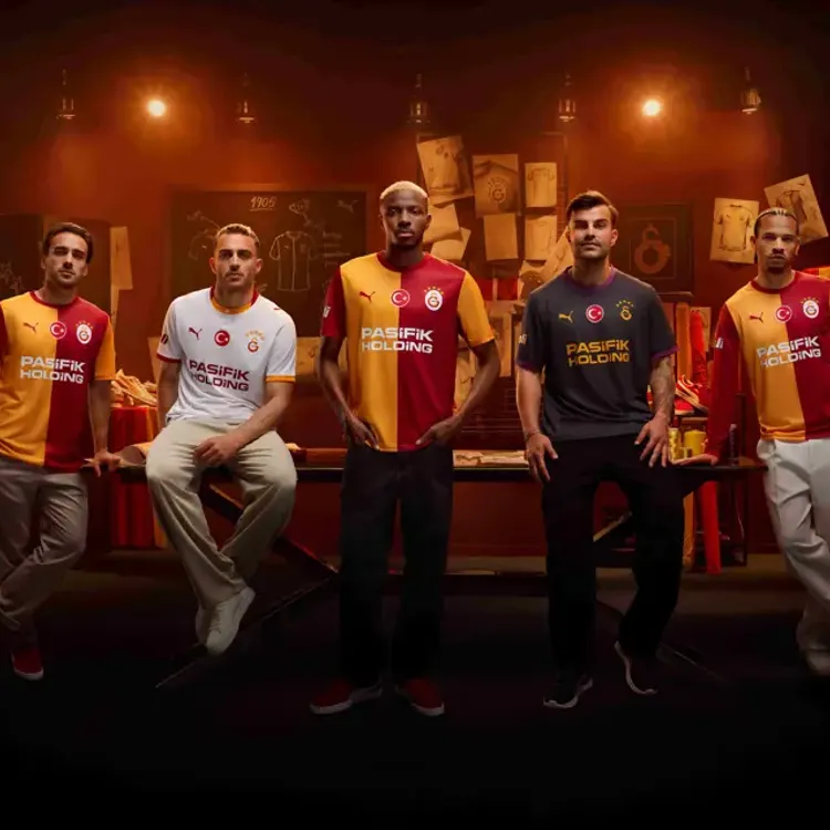 Galatasaray yeni formalarını tanıttı: İşte yeni fiyatlar