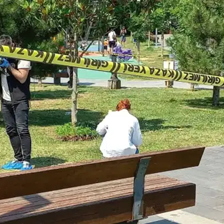 Çatalca'da kan donduran vahşet: Boşanma aşamasındaki eşini boğazından bıçakladı