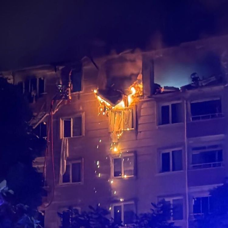 Tekirdağ'da apartman dairesinde büyük patlama: 2 kişi öldü 2 kişi yaralandı