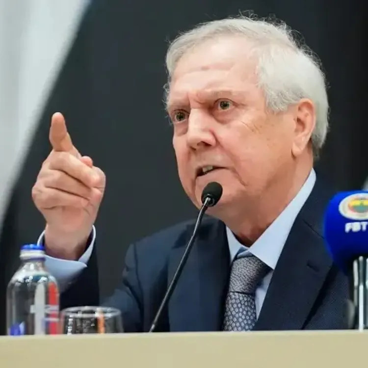 Aziz Yıldırım çileden çıktı! "Kızımın futbolcularla görüşmesinde ne var?"