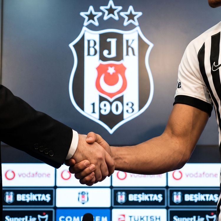 Beşiktaş'tan sessiz sedasız transfer: Olaylı yıldız İstanbul'da