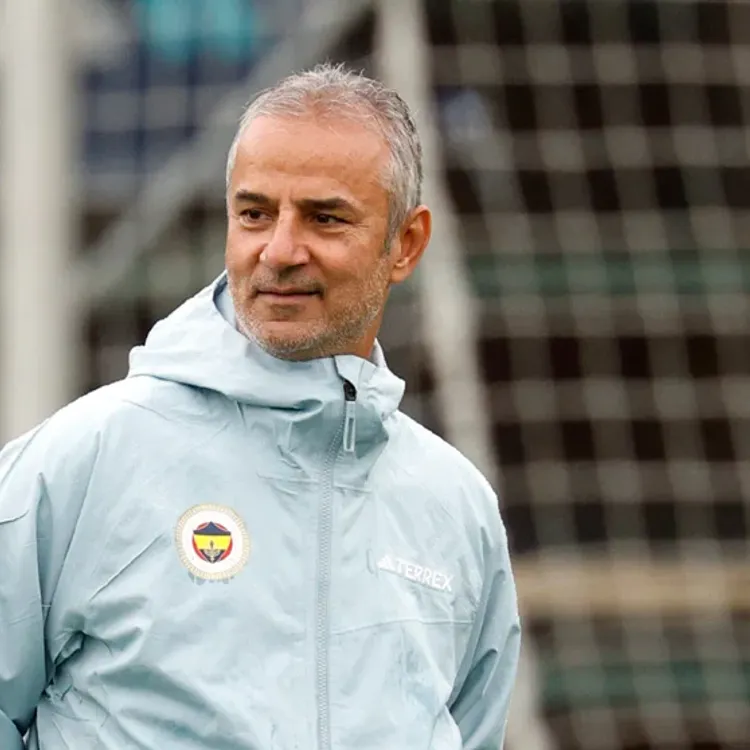 Fenerbahçe'de İsmail Kartal'ın 11'i netleşti: Eyüpspor maçında kimler oynayacak?