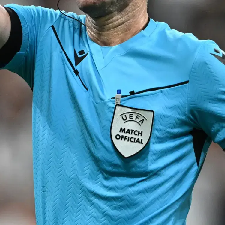 Okan Buruk "Hakemliğini bitiririm" demişti: UEFA o hakemi Türkiye-Fransa maçına atadı