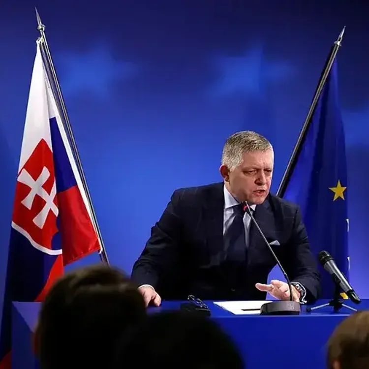 Slovakya Başbakanı Fico'dan NATO, Rusya ve AB çıkışı: "Hedefleri çatıştırmak!"