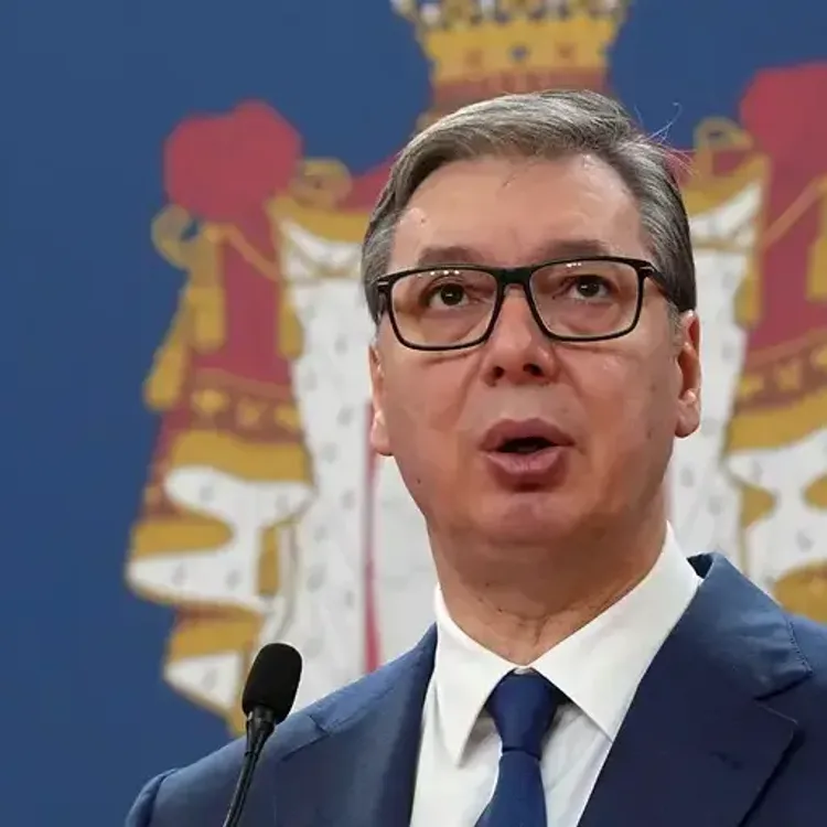 Vucic'ten istifa ve erken seçim çıkışı: "Sokak sokak dolaşacağım!"