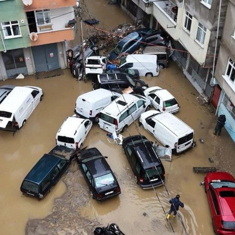 AKOM'dan İstanbul uyarısı! Sağanak yeniden kuvvetlenecek