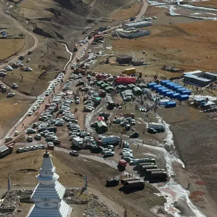 Çin'de 7 büyüklüğünde deprem! 16 ölü, 76 yaralı, yüzlerce ev yıkıldı