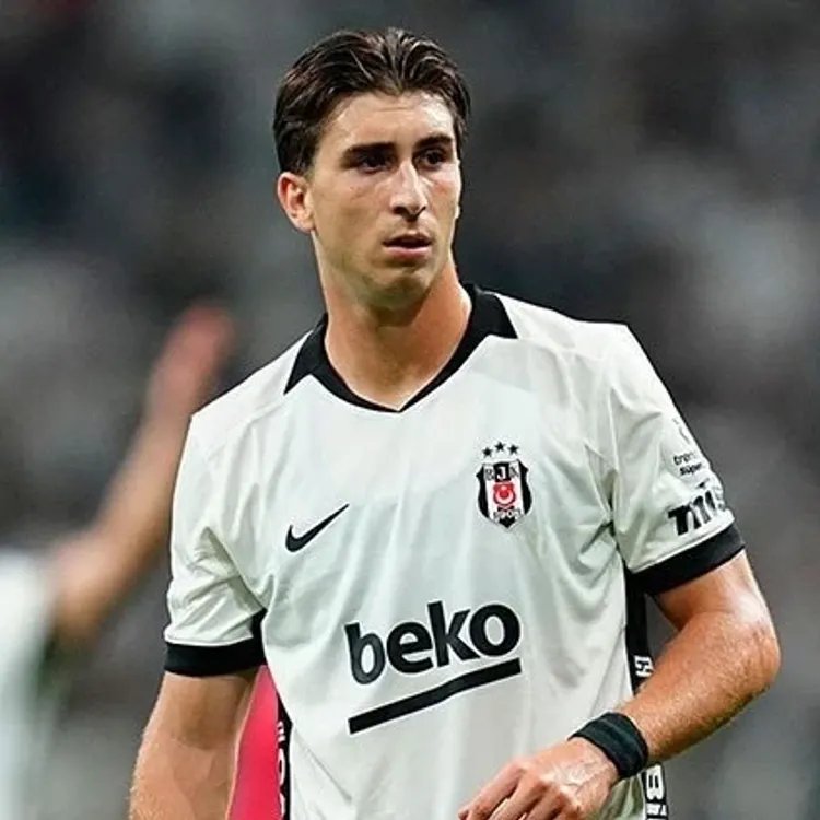 Beşiktaş'ta sakatlık şoku! Miretti kaç hafta forma giyemeyecek?