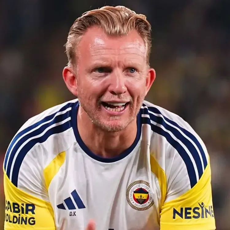 Fenerbahçe resmen açıkladı: Takım Kuyt'a emanet!