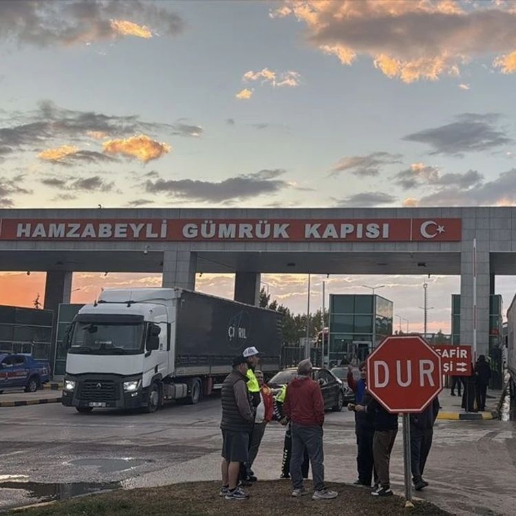 Hamzabeyli'de tır şoförlerinden eylem