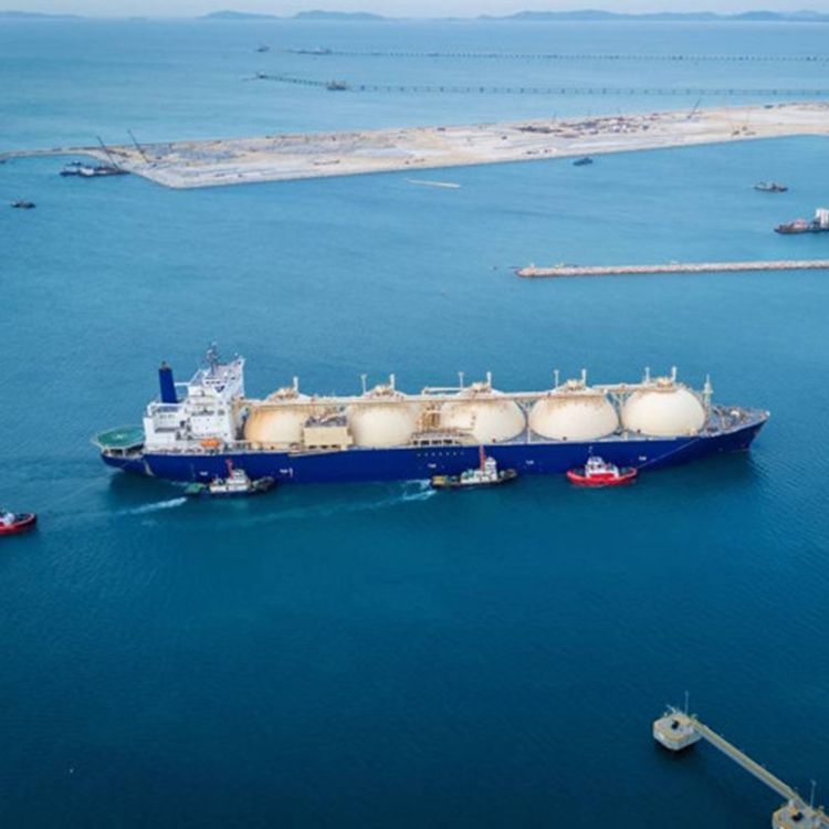 Katar, ABD'den 2054'e kadar yıllık 4 milyon ton LNG satın alacak