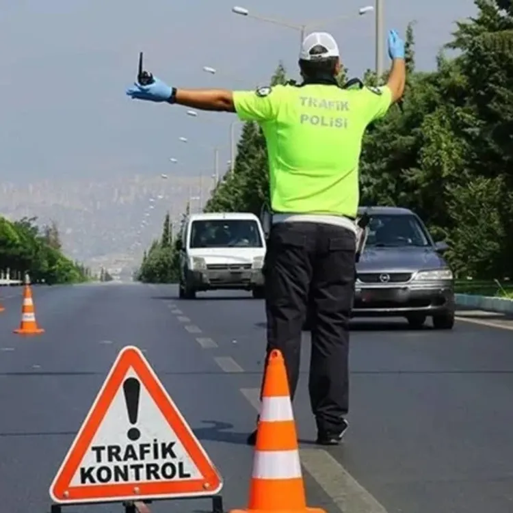 Trafikte yeni dönem! 115 milyon denetim 44 hız sistemi