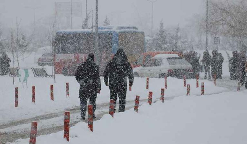 11 ilde eğitime kar engeli: İşte okulların tatil edildiği iller...