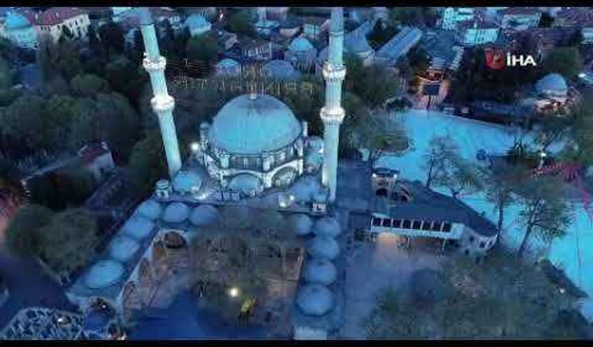 Ramazan’ın ilk iftarında Eyüpsultan Camii mahsun kaldı