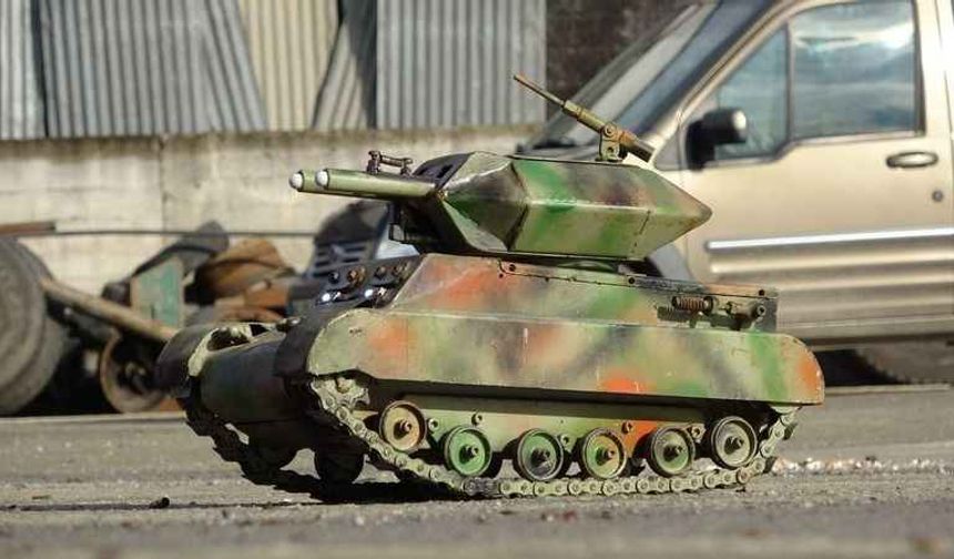 Trabzonlu mucit kendisine tank yaptı