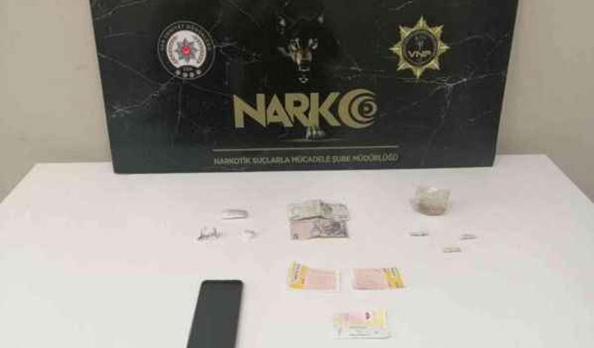 Van’da zehir tacirlerine darbe!