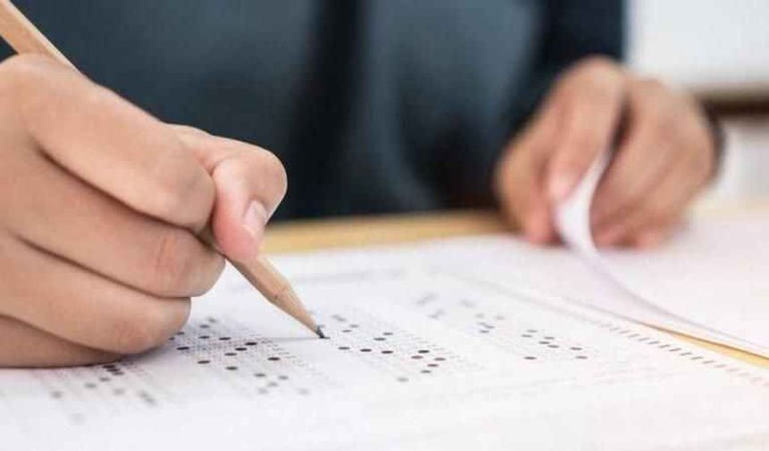 Öğretmen adayları dikkat: MEB AGS tarihi değişti!